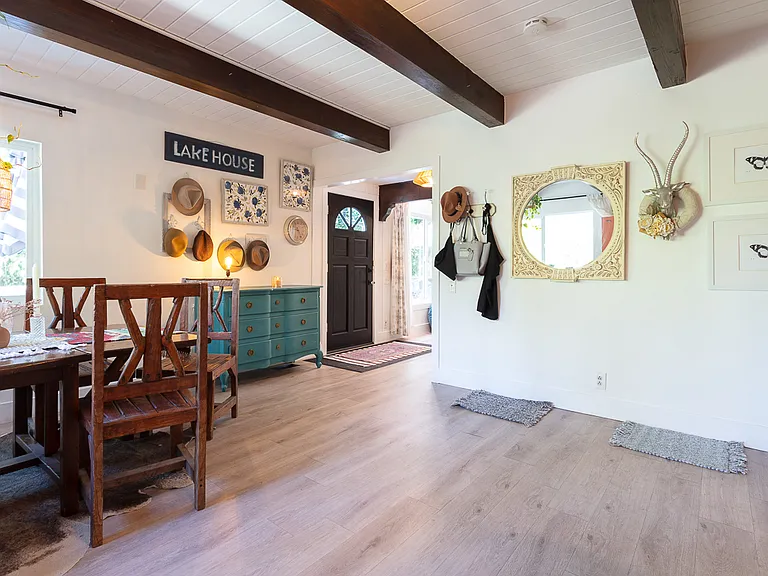220 Oak Dr — Photo 13
