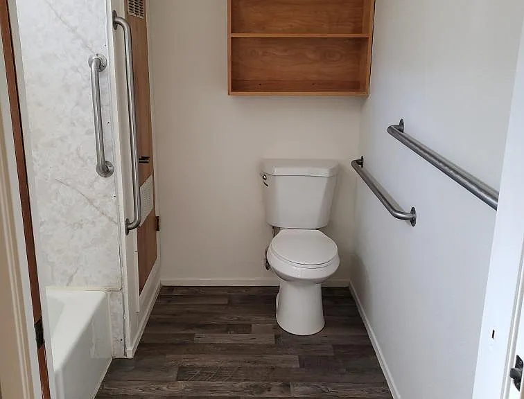 25 W Lincoln Ave #2 — Photo 8
