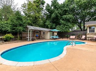 603 NW J St, Bentonville, AR 72712