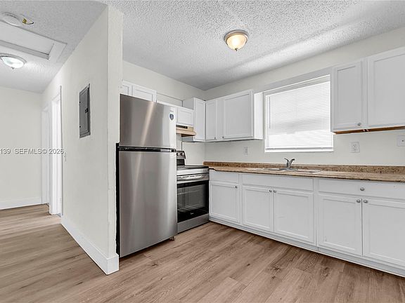 3rd image of 2856 NW 14th St #1