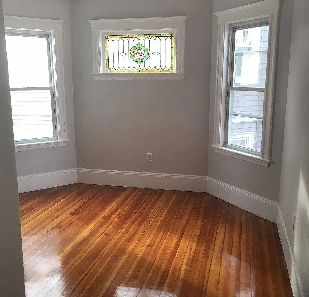 4 bed, $4,200 — Photo 3