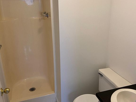 5th image of 22 Anns Dr Unit 1