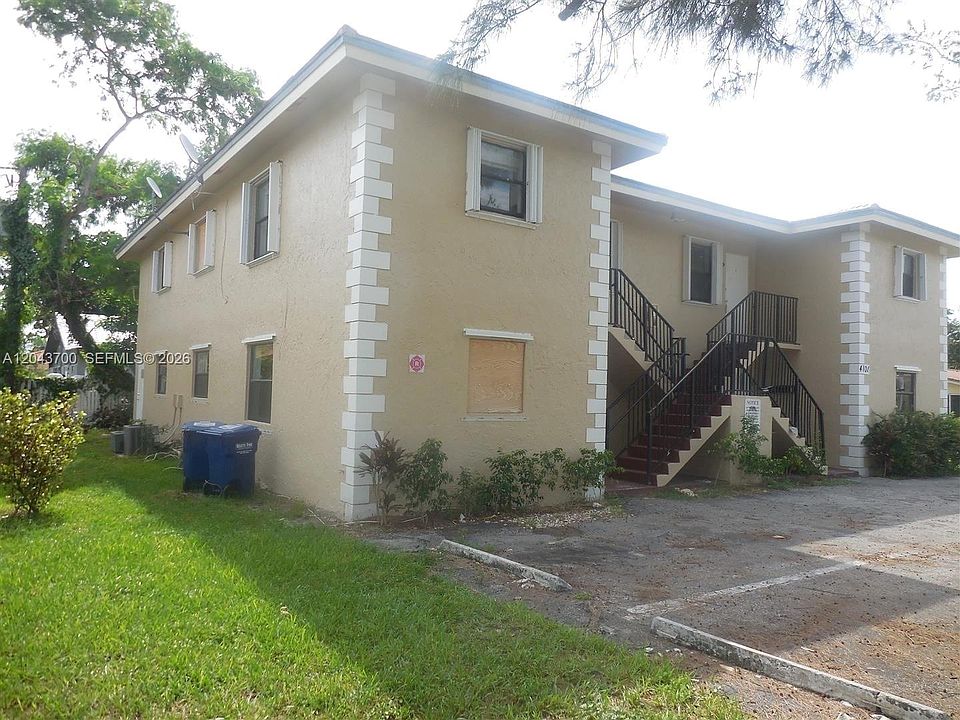 1st image of 4101 Riverside Dr Unit 4