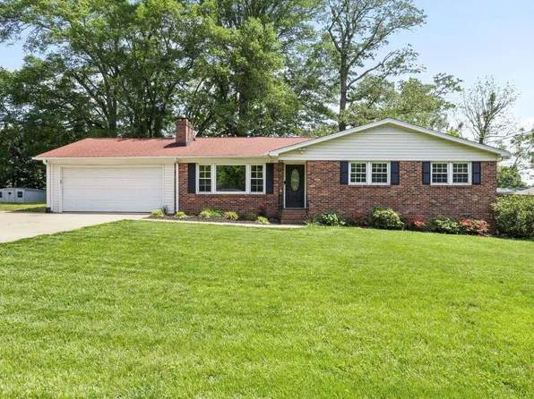 105 Cope Cir, Greenville, SC 29617