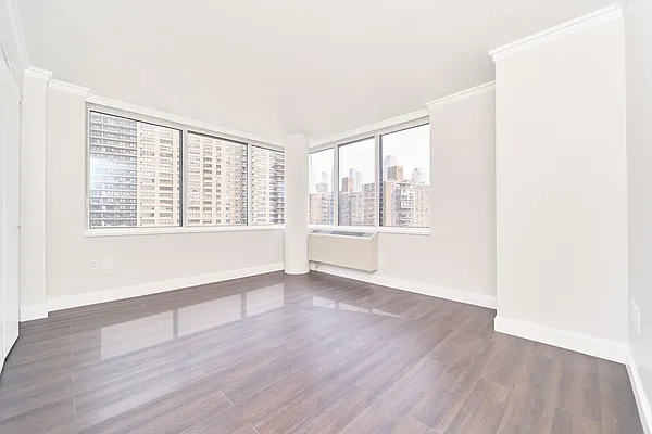 Rented by Living New York | media 21