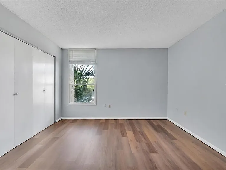 542 Orange Dr #26 — Photo 24