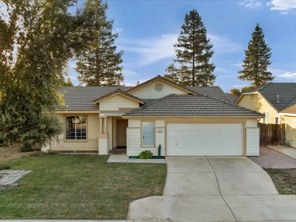 2434 S Preuss Ave, Fresno, CA 93727