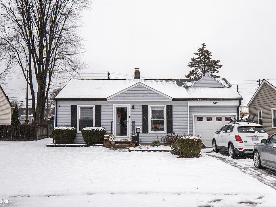 1st image of 21351 Hillcrest St