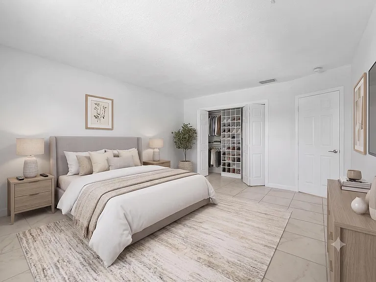 2607 NE 8th Ave #29 — Photo 14