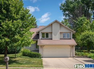 1927 Holiday Rd, Coralville, IA 52241