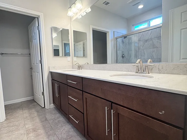 1026 Abruzzo Ln #1 — Photo 17