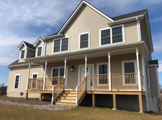 10 Hattie Scott Ln, Walden, NY 12586