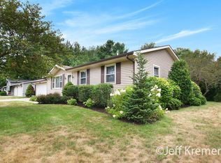 5147 Canal Ave SW, Wyoming, MI 49418