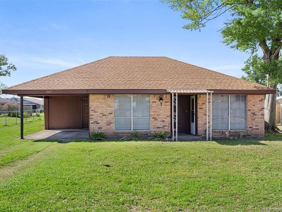 1st image of 1817 Sarah Ln