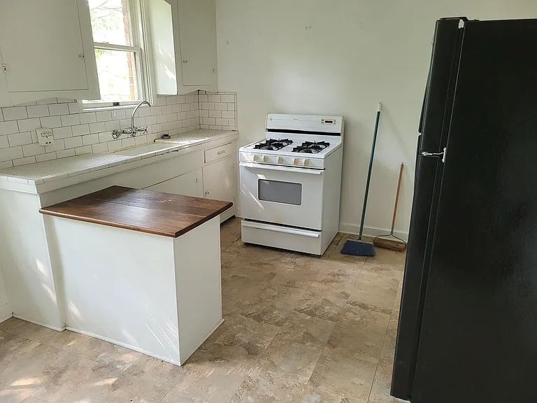 803 Rosedale St #4 — Photo 7