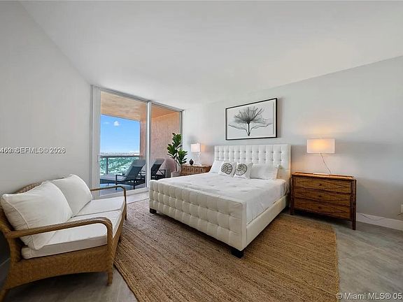 5th image of 300 S Pointe Dr APT 3604