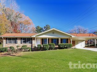 1992 Tara Cir, Douglasville, GA 30135