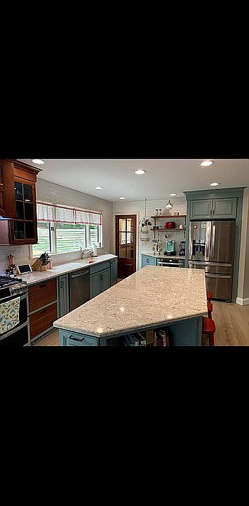 New quartz countertops 