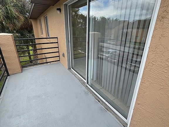 2nd image of 5232 Via Hacienda Cir APT 219
