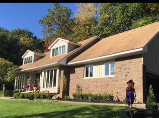 474 Ridgewood Rd, Rochester, MI 48306