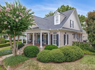 8 Kershaw Ct, Greenville, SC 29607