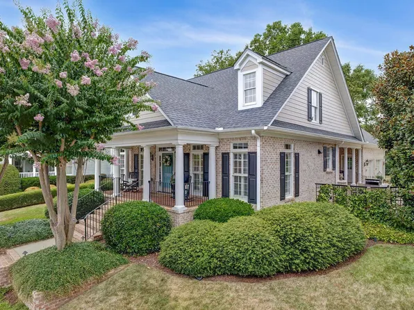 8 Kershaw Ct, Greenville, SC 29607