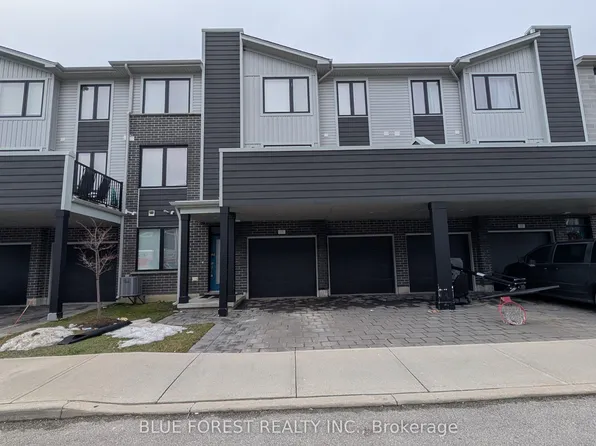 177 Edgevalley Rd #17, London, ON N5V 0C5