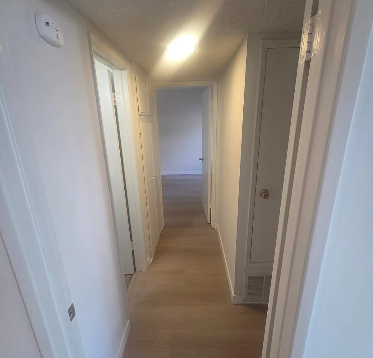 2 bed, 878 sqft, $2,900 — Photo 2