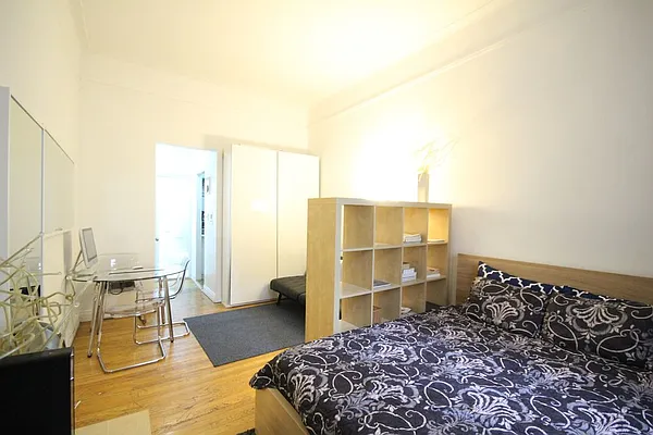 Rented by Dynamik Realty | media 29