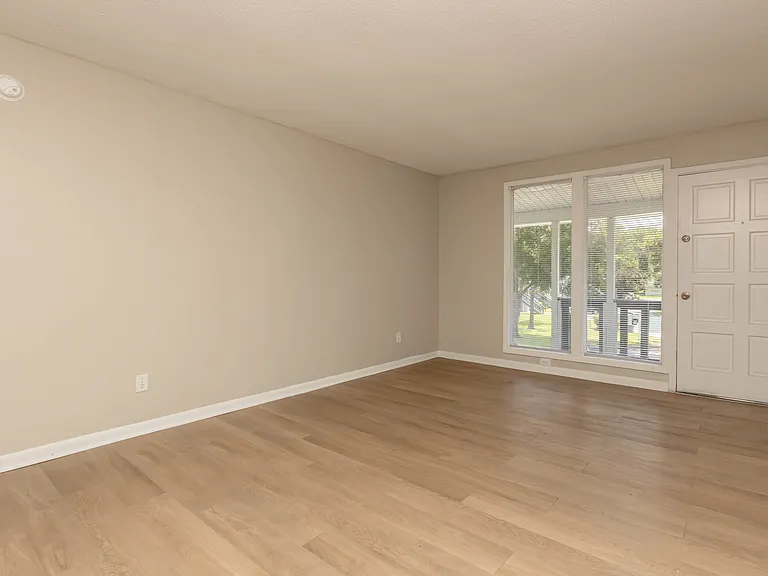 Magnolia Point — Photo 39