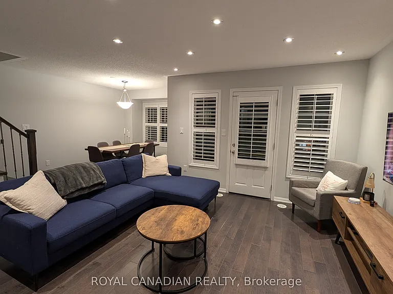 24 Midhope Way — Photo 9