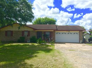 732 Hill Rd, Victoria, TX 77905