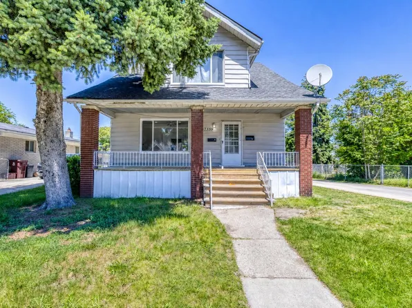 7359 Engleman Ave, Center Line, MI 48015