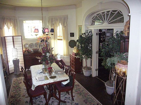 Large Formal Dining Room