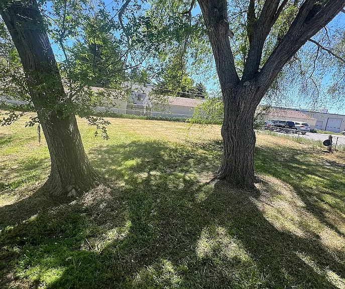 200 Moonlite Dr — Photo 16