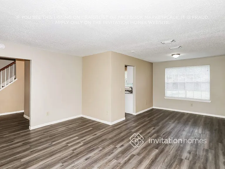 16011 Sweetwater Creek Dr — Photo 6