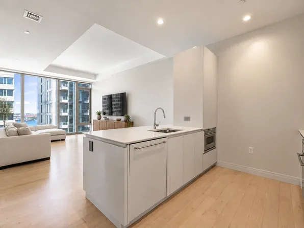 133 Seaport Blvd, Boston, MA