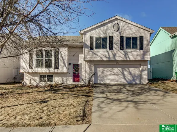 5704 S 188th St, Omaha, NE 68135