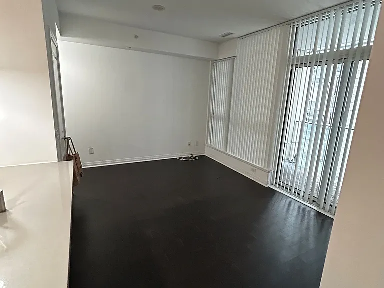8 Mercer St #706 — Photo 11