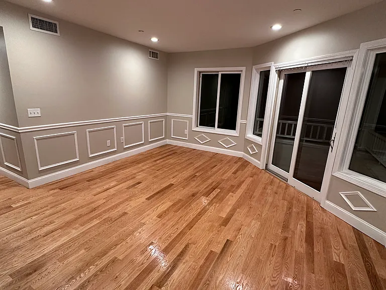 1522 Vfw Pkwy #402 — Photo 17