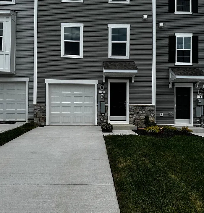 18 Clifton Mnr