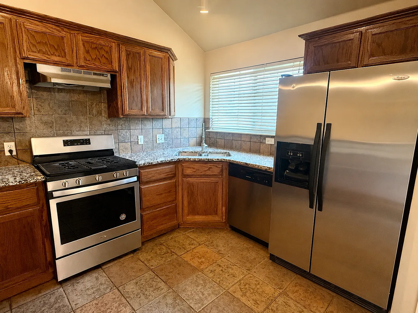 Edmond 3 Bed 2 Bath Home w/ Storm Shelter! — Photo 4