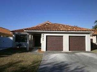 8823 NW 150th St, Miami Lakes, FL 33018