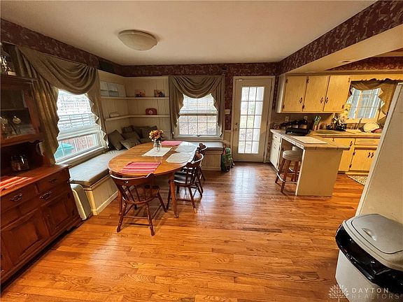 2nd image of 15 Schneider Dr