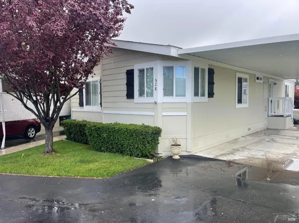 528 Maplewood Drive, Petaluma, CA 94954