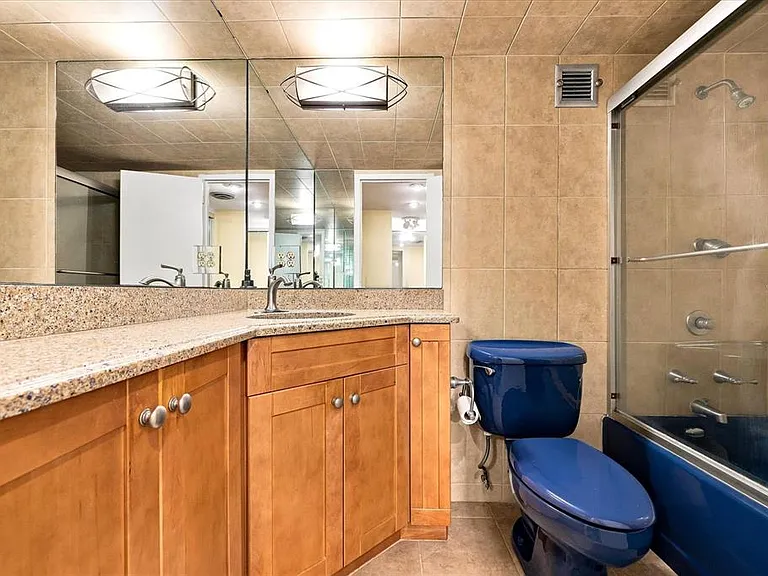 7200 Sunshine Skyway Ln S #6G — Photo 17