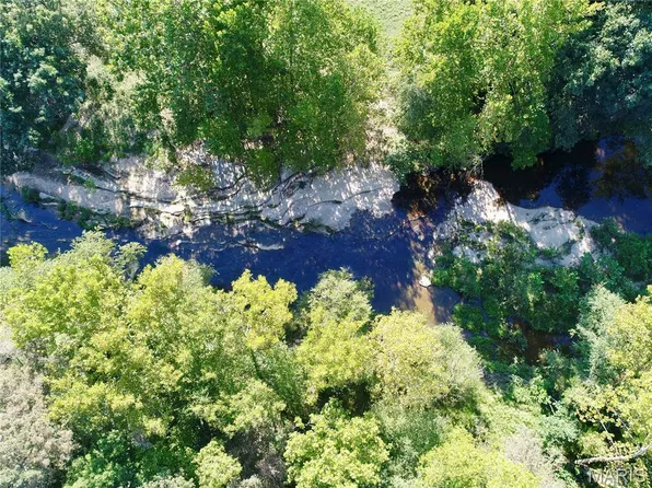 2 Seminary Rd, Sullivan, MO 63080