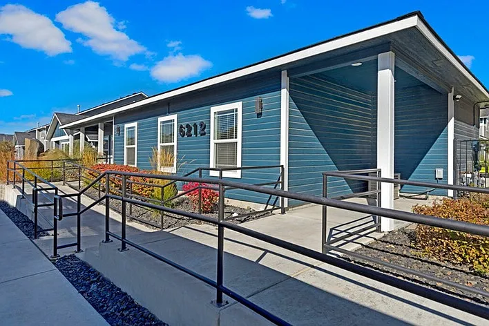 Welcoming Leasing Office