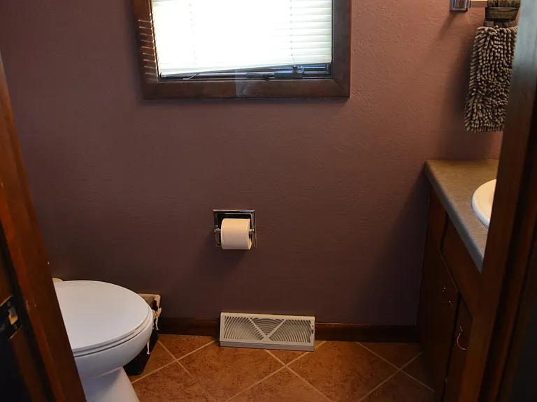1/2 bathroom