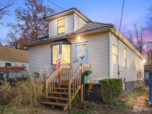 1809 W 4th St, Piscataway, NJ 08854